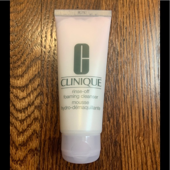 NEW Clinique Rinse-Off Foaming Cleanser - Picture 1 of 2